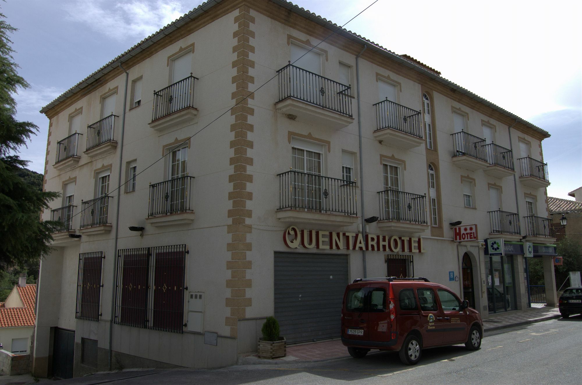 Quentar Hotel Exterior foto